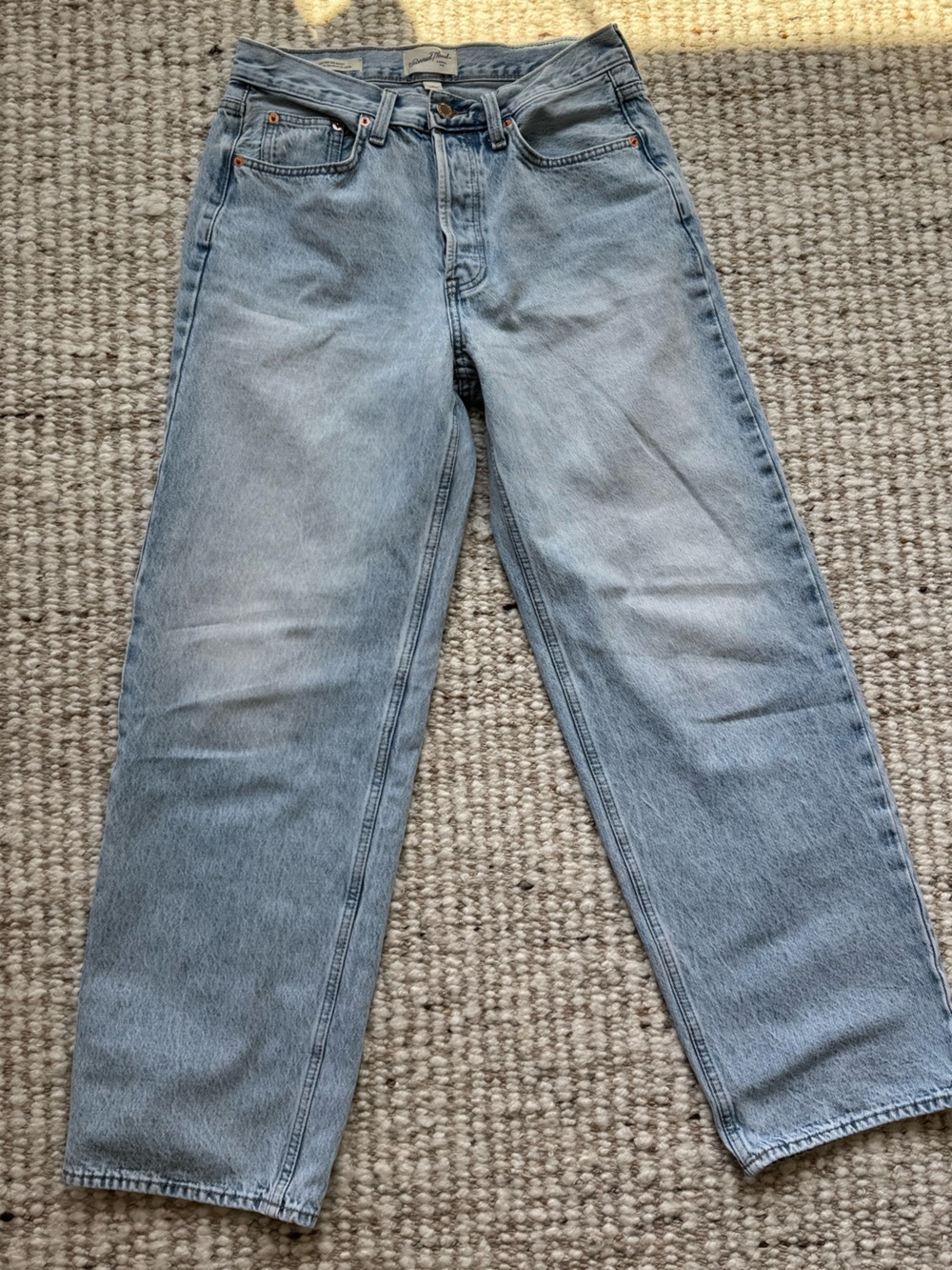 Universal Thread 90s Baggy Jeans Light Wash Mid Rise Size 4